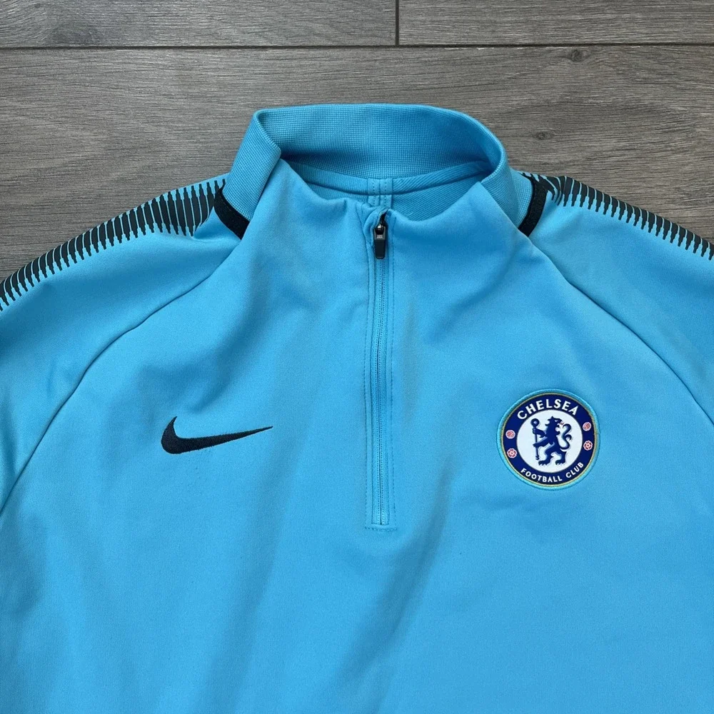 Nike Chelsea FC Youth Boys XL 1/4 Zip Pullover Sweatshirt Blue